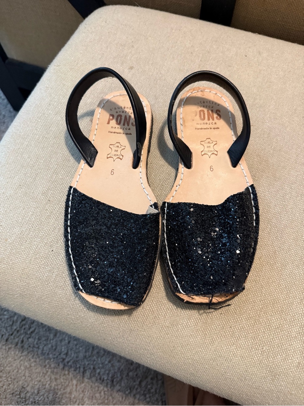 PONS Black Glitter Leather Avarca Sandals